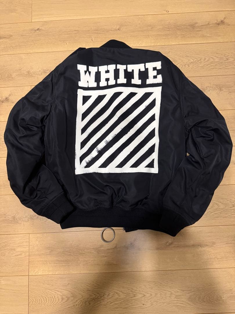 訳あり　正規品オフホワイトボンバージャケット　Sサイズ