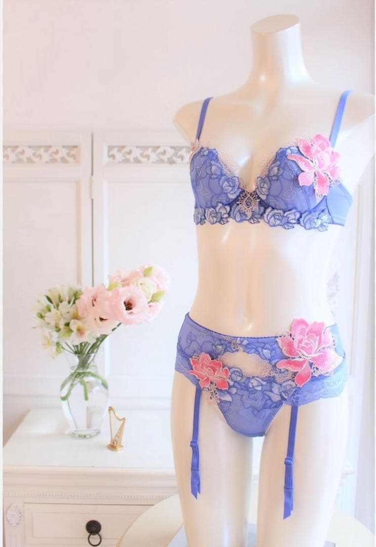 ワコール/サルート 76G p-upブラ TバックC65