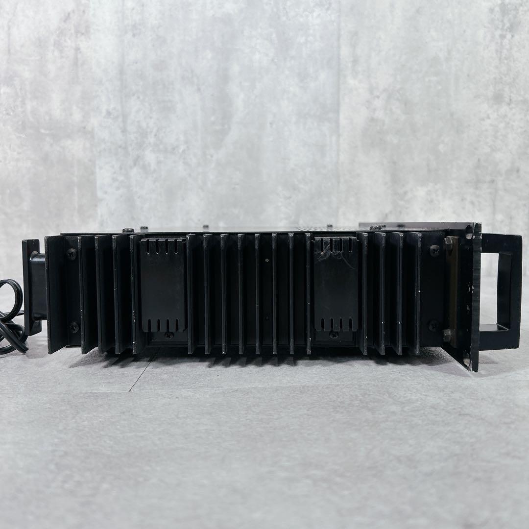 X857 YAMAHA P2050 パワーアンプ プロフェッショナルシリーズ