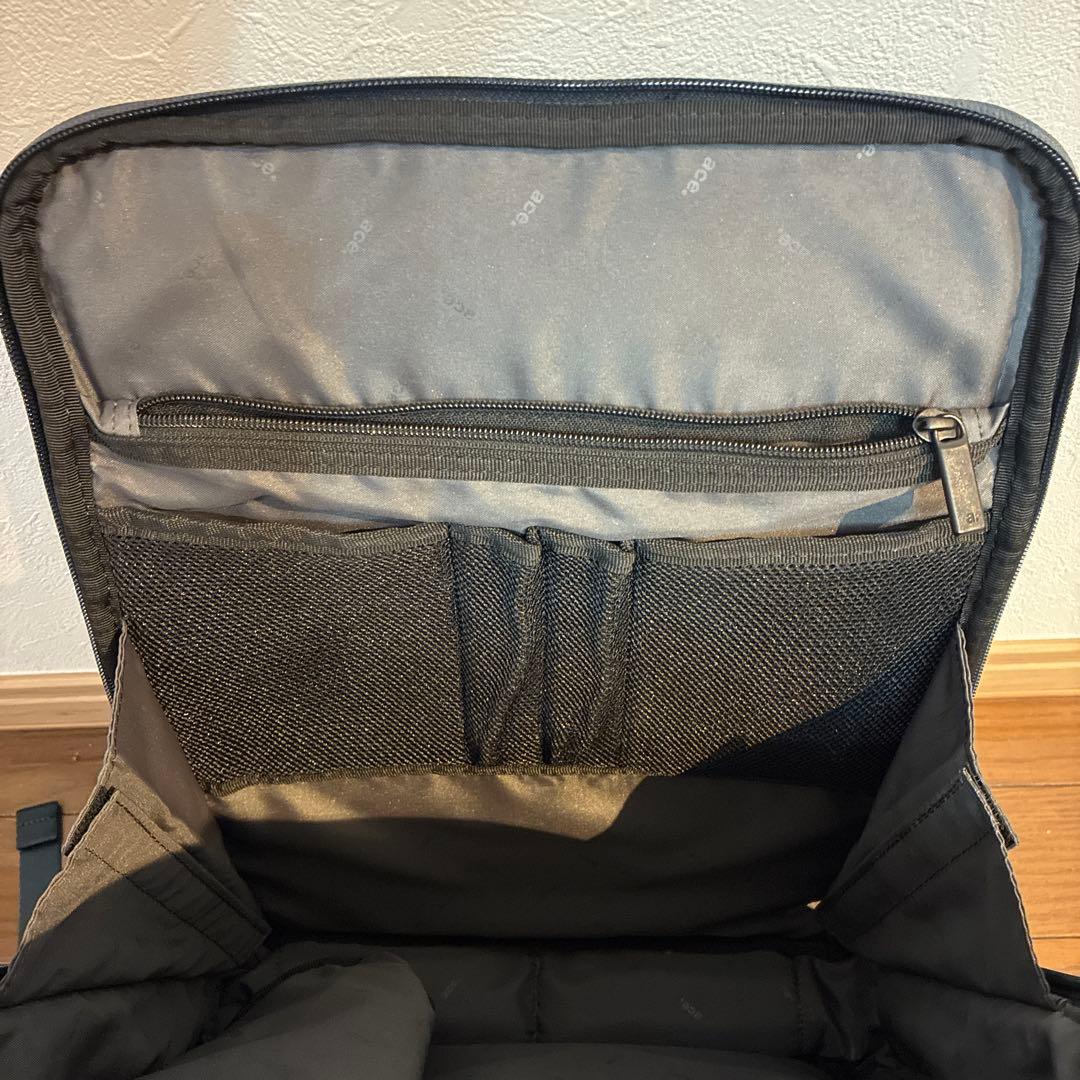 【美品】エースジーン ガジェタブル-R 14.0インチPC収納可 A4対応