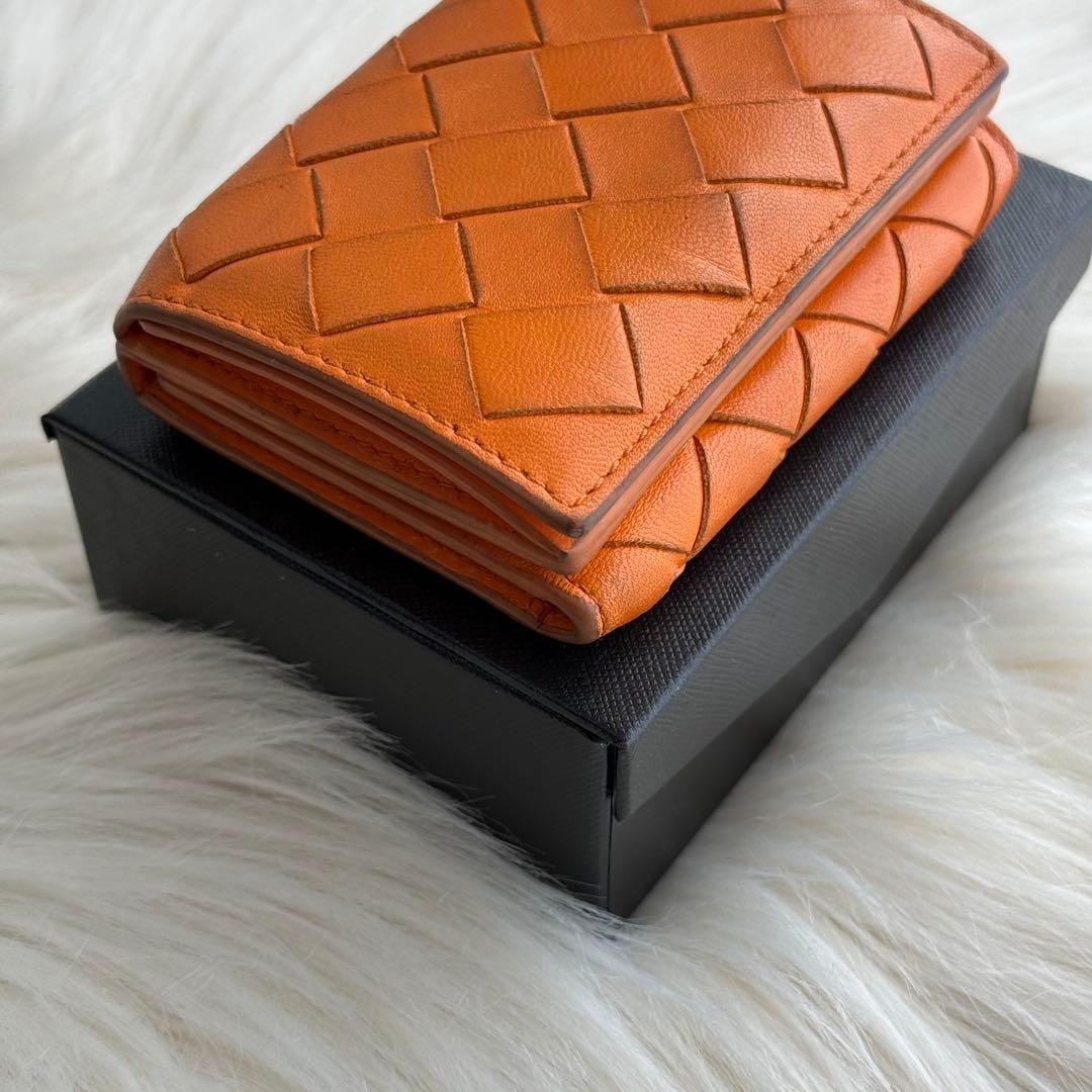 ボッテガヴェネタ イントレチャート コンパクトウォレット 三つ折り財布 オレンジ