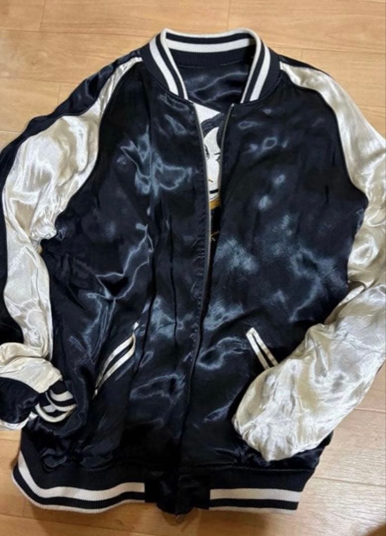 抜刀娘 スカジャン 女の子 刺繍 リバーシブル メンズ L 白 黒 ストリート