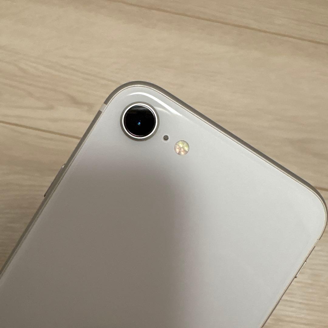iPhone SE 第2世代 ホワイト 本体のみ
