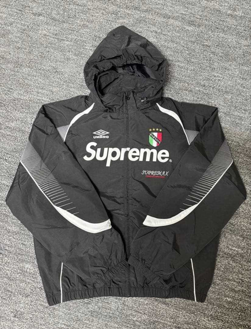 お*か様 Supreme ナイロンジャケット 黒