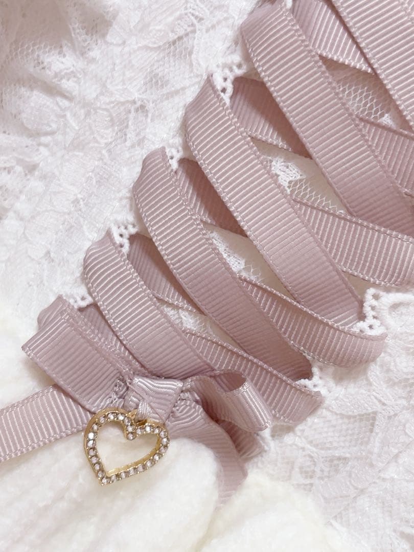 LIZLISA スピンドルポンポンニットトップス ホワイト