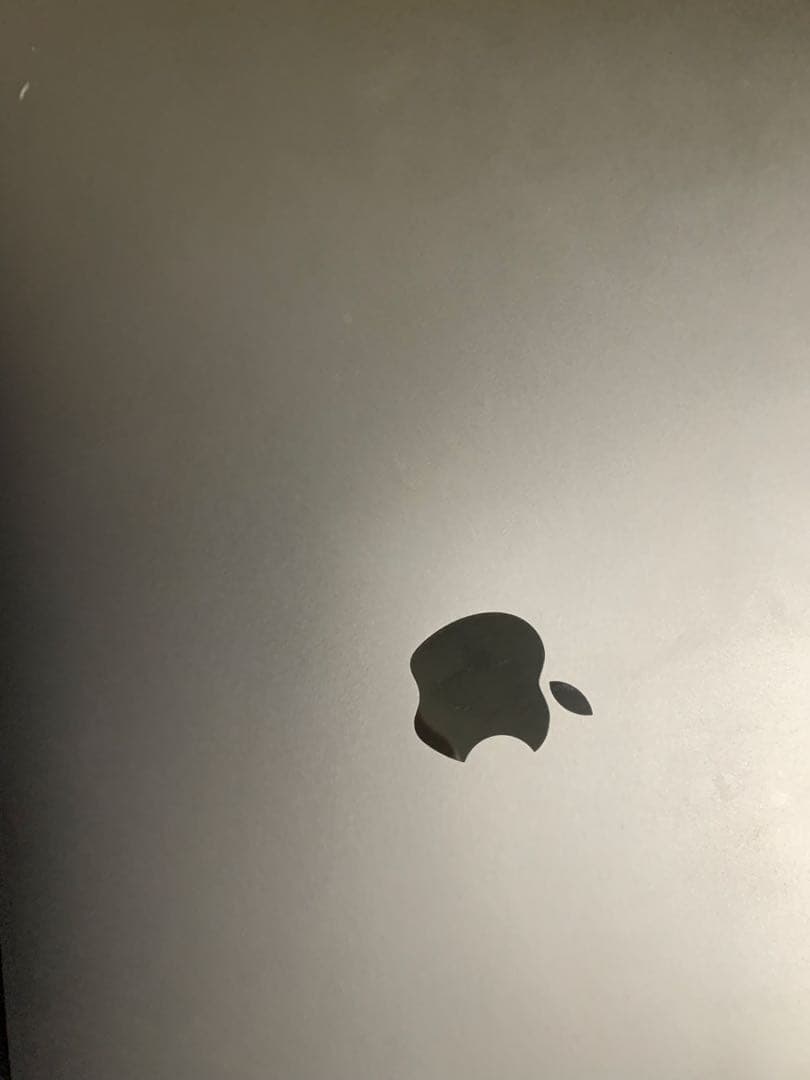 MacBook Pro 2020 13インチ M1 モデル　8GB