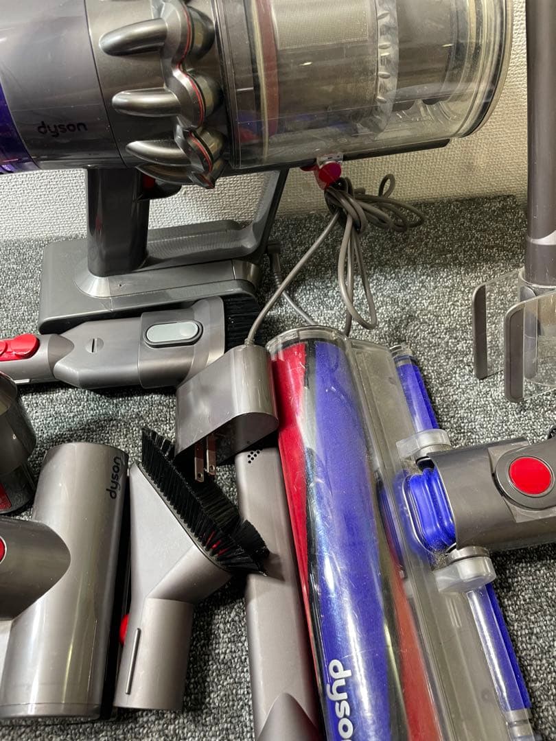 Tia❤︎'s shop 様の専門Dyson V11 (SV14) Fluffy