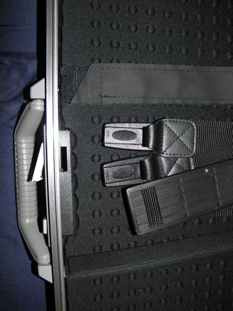 ​美品・凹みなし】ゼロハリバートン アルミ アタッシュケース A3対応 45cm