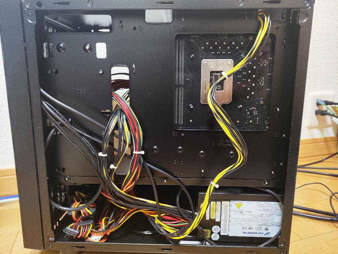 b*5様 Thermaltake　デスクトップPC　i7-10700K　ジャンク