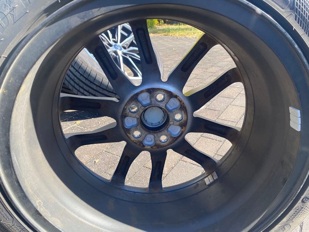 86 ZN6型後期純正17インチタイヤセット