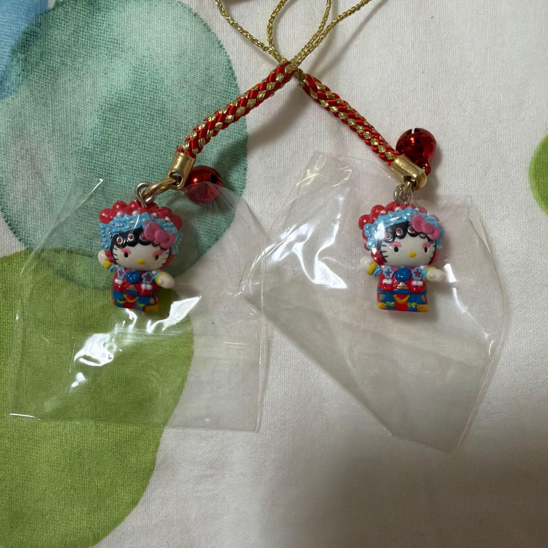 た*か様 【ご当地キティ】神奈川限定　横浜中華街　京劇　根付け　ストラップ 2点