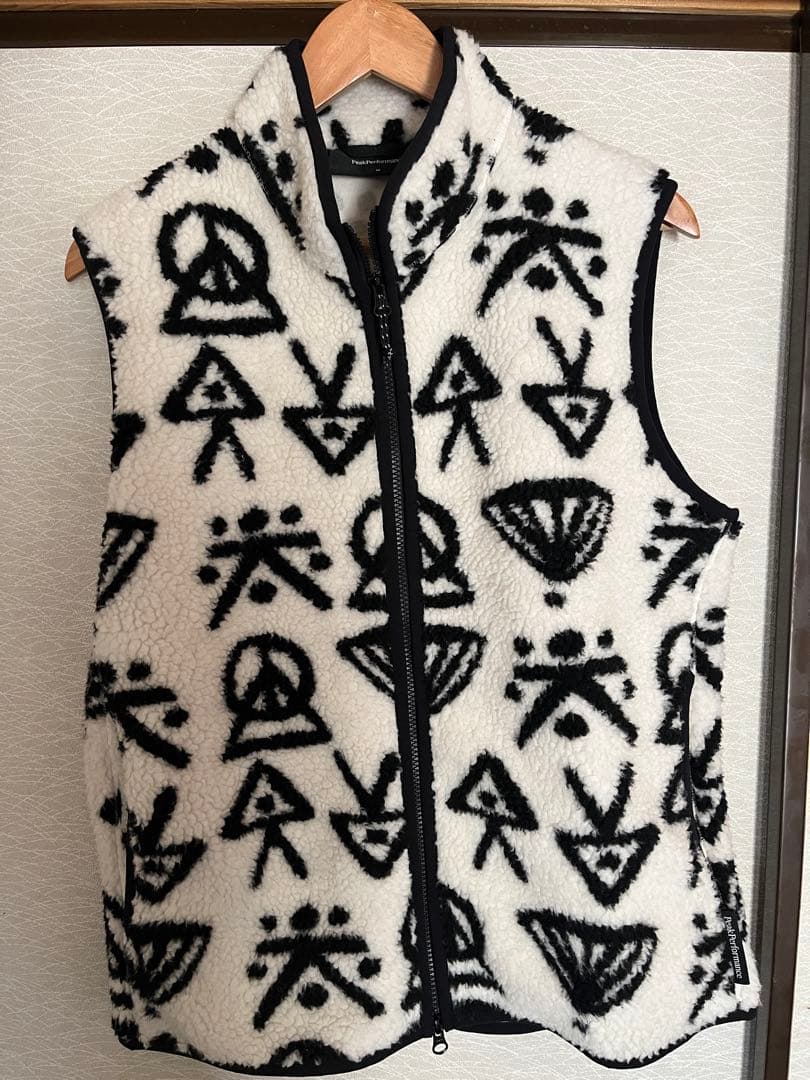 美品　ピークパフォーマンス フリース ボアベスト 男女兼用　Mサイズ