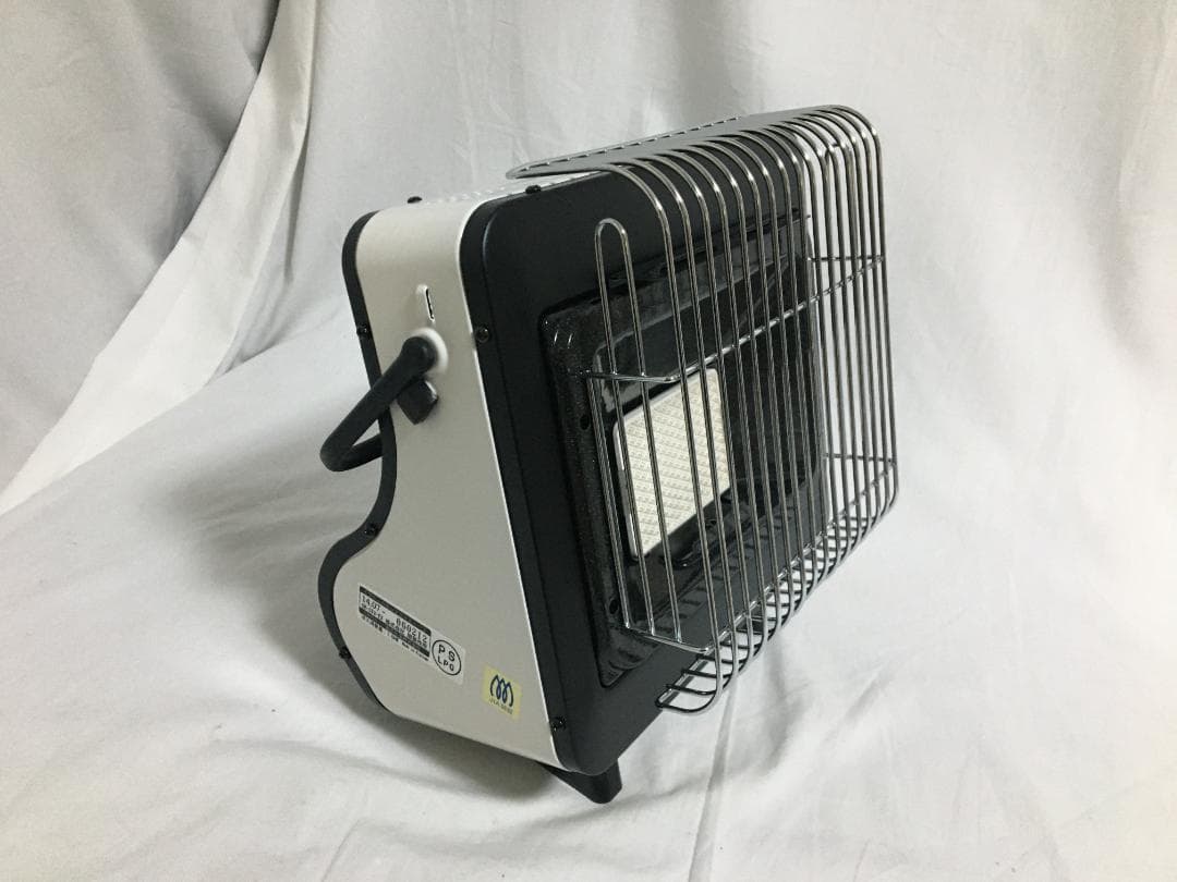 【未使用】イワタニ カセットガスストーブ CB-STV-EX 屋内専用