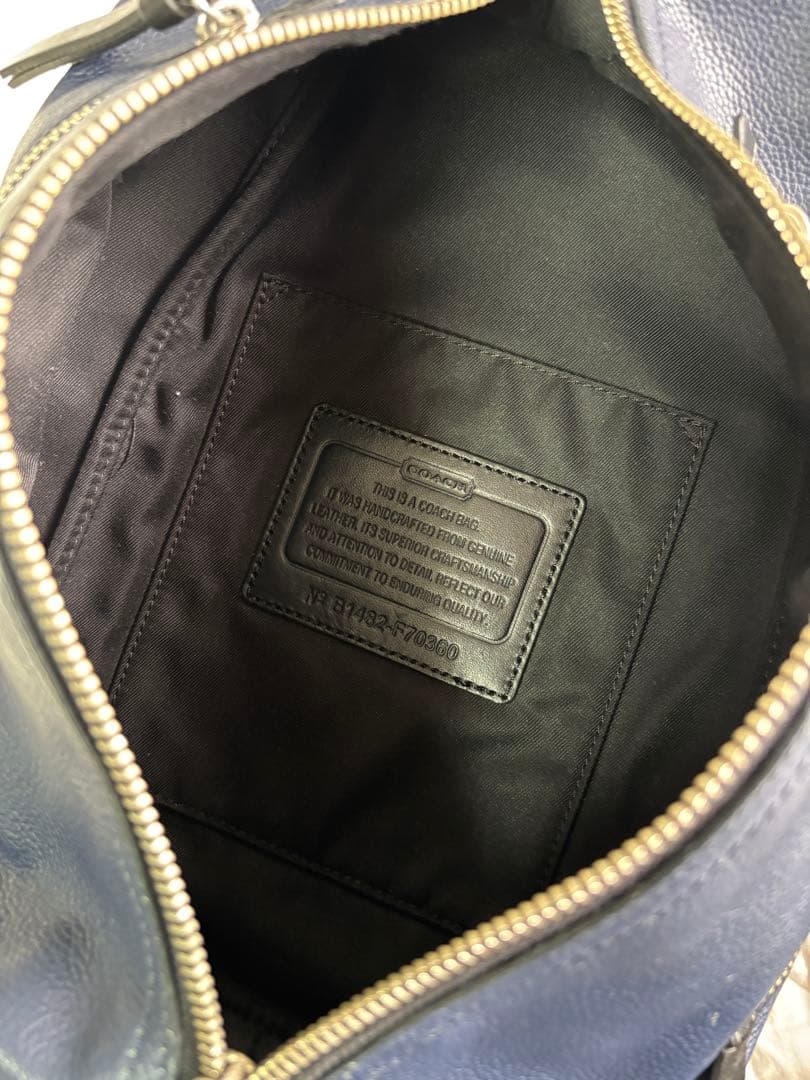 COACH コーチ　トンプソン レザー ボディバッグ