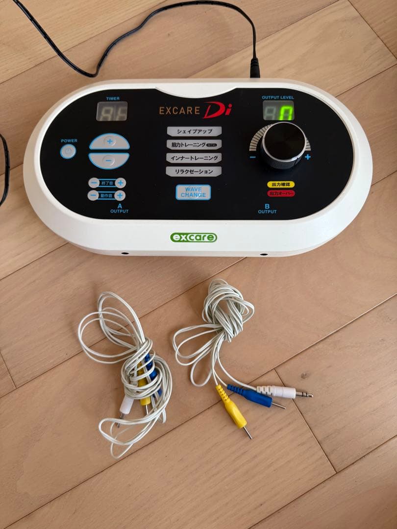 エクスケアDi ［ダブルインパクト］ 複合高周波EMSマシン