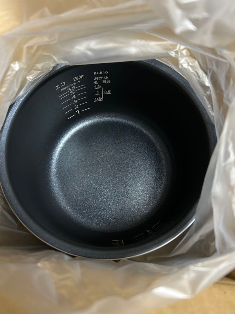 【新品未使用】タイガー 内なべ JBG1022 炊飯ジャー用