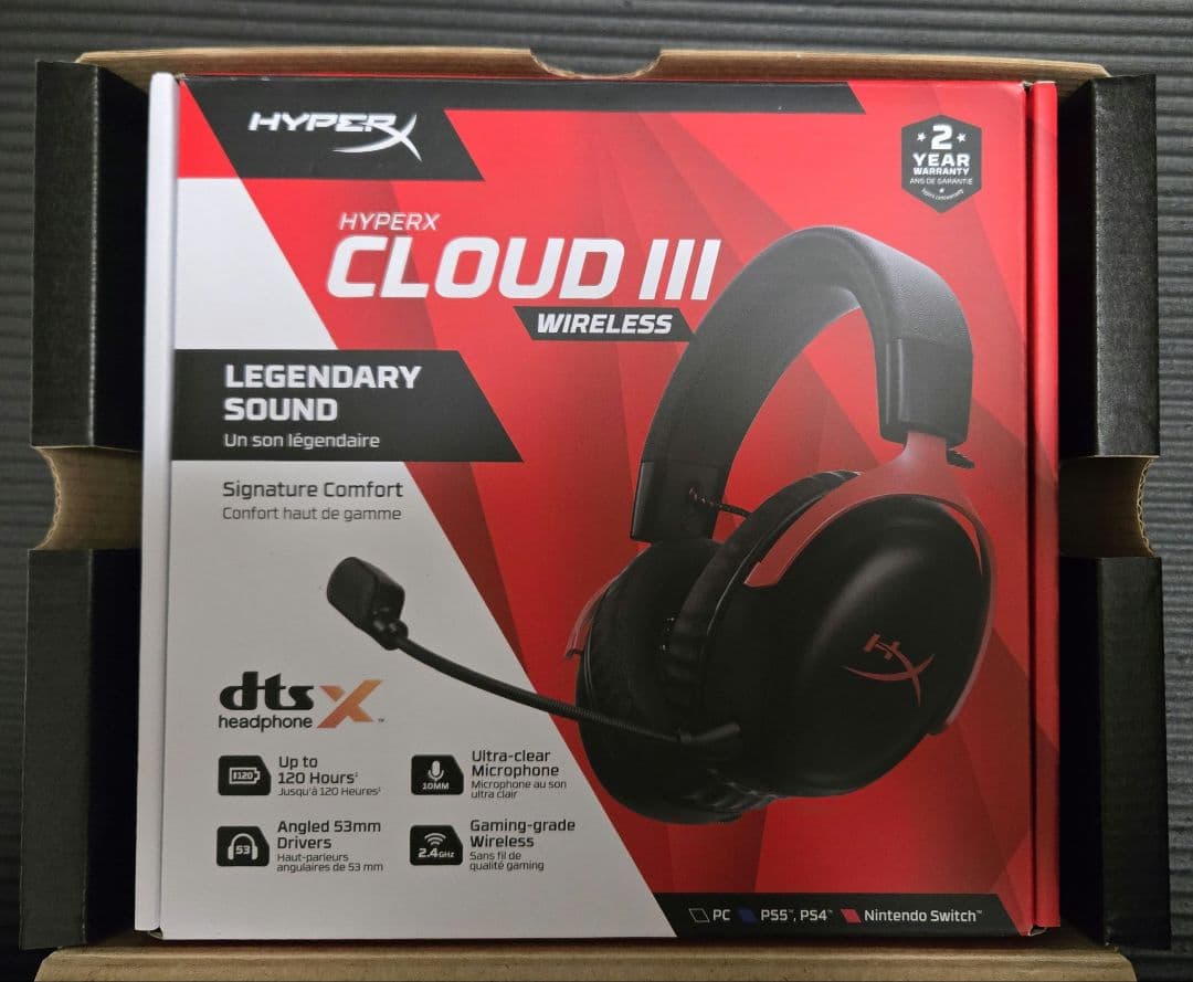 新品未開封　HyperX Cloud III Wireless