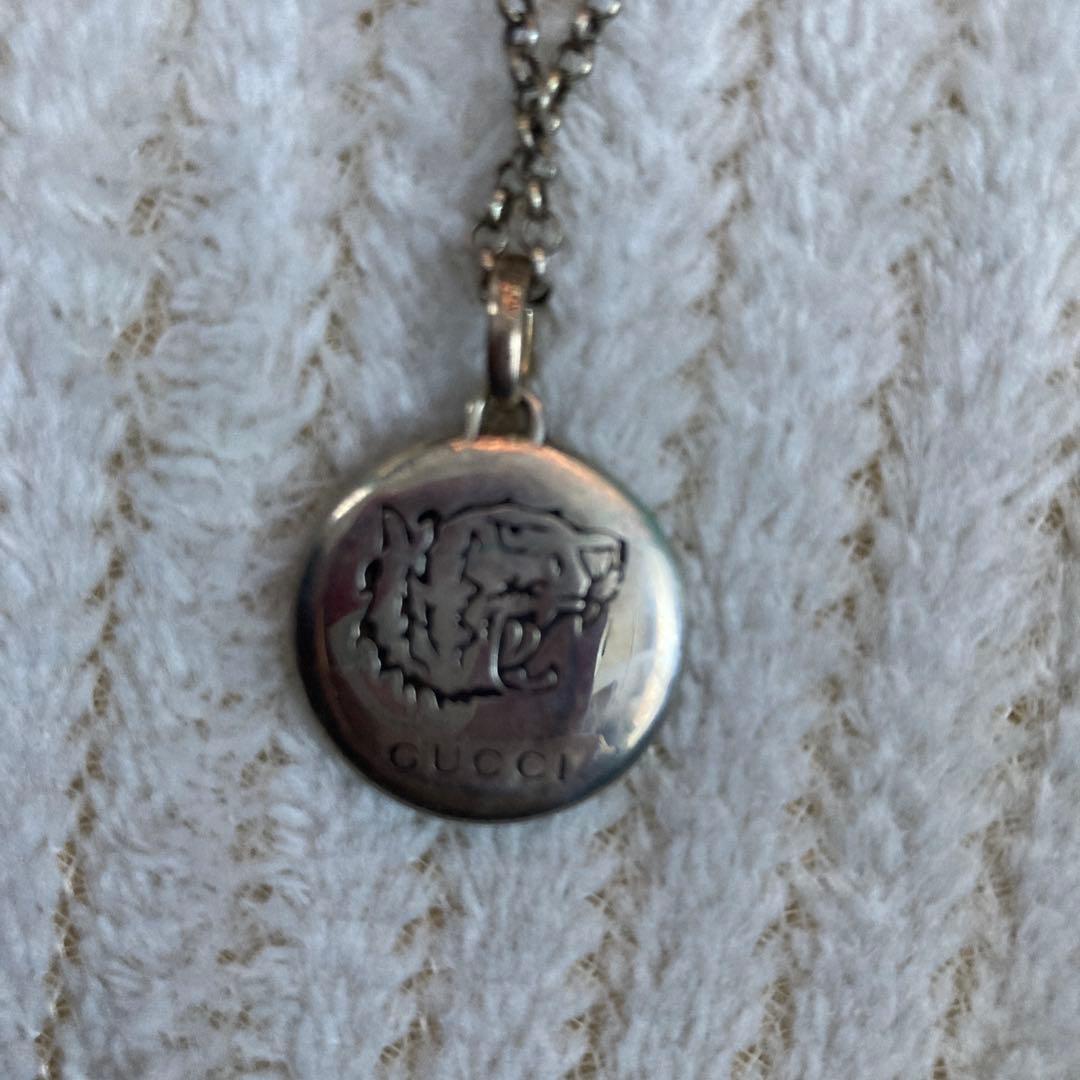 えりかさん専用　GUCCI トラロゴ ネックレス