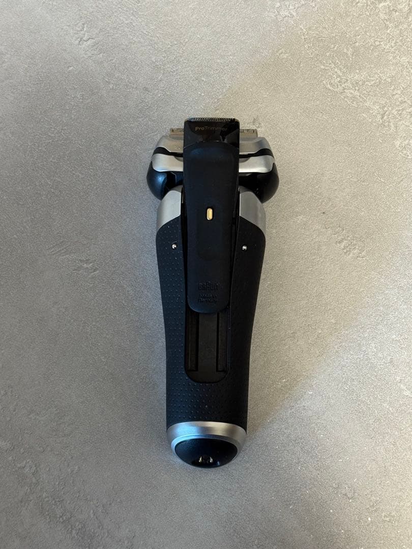 【美品】BRAUN 最新モデル電動シェーバーシリーズ9Pro+ 9517s-V