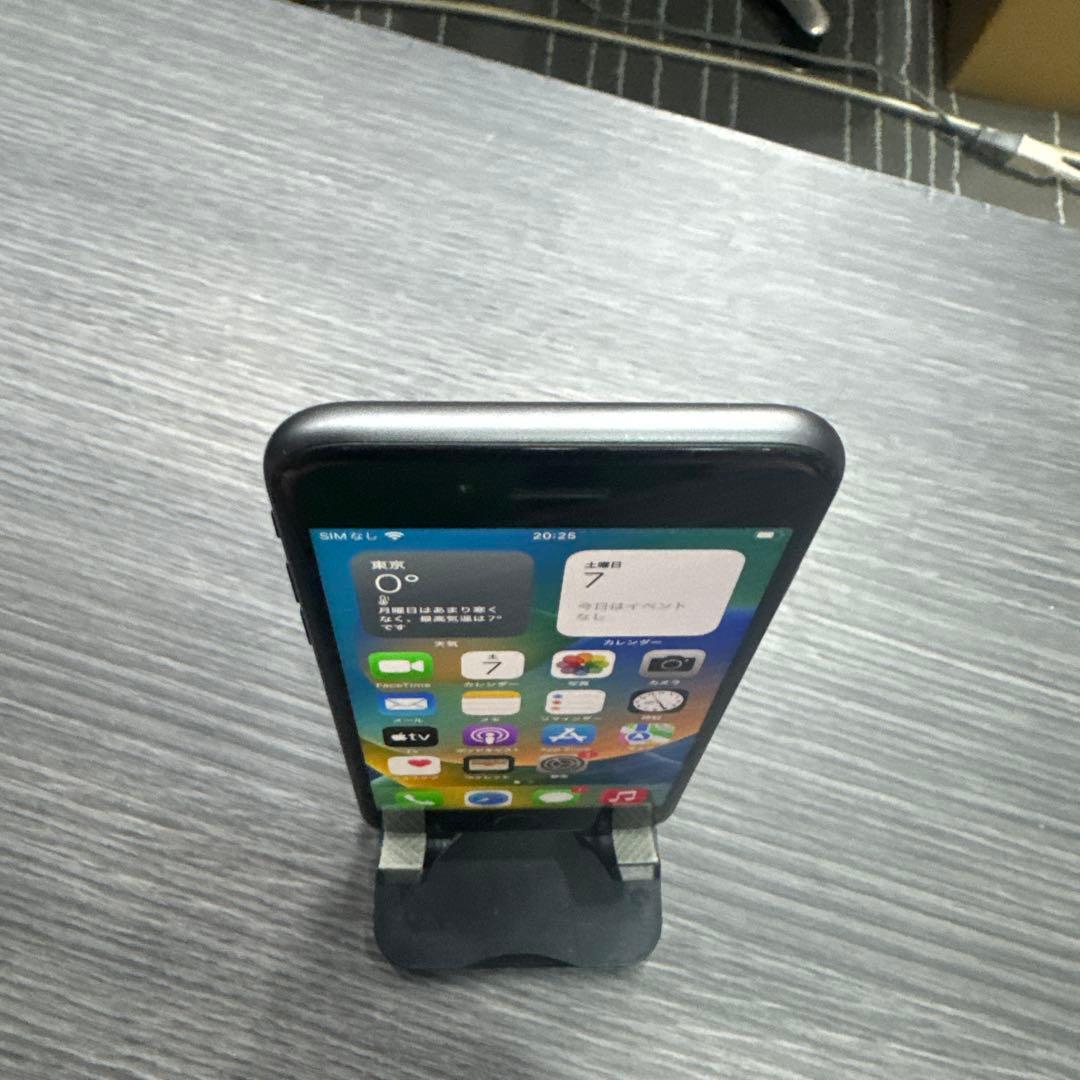 Apple iPhone 8 スペースグレー 本体64GB SIMフリー 222