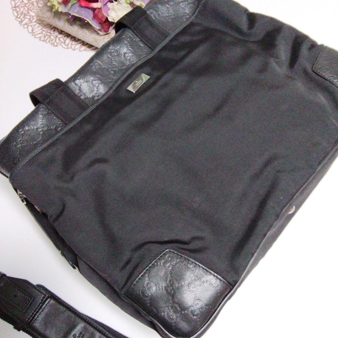 グッチビジネスバッグ