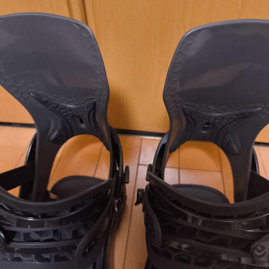 FLUX CV ブラック スノーボードビンディング