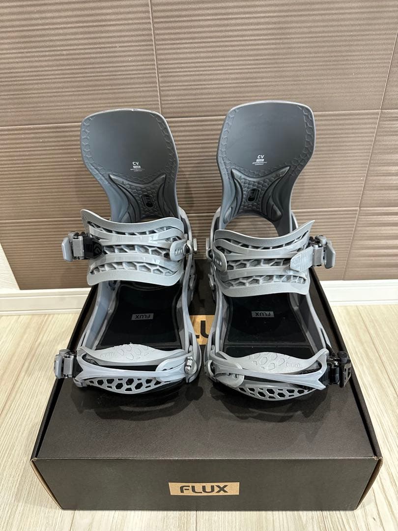 FLUX CV 23-24スノーボードビンディング グレー