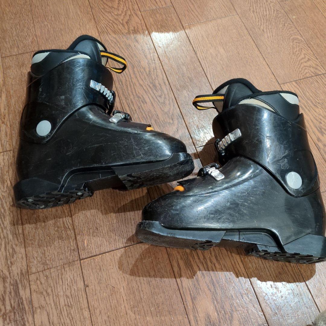 ATOMIC REDSTER 120cmジュニア スキーセット ブーツ付き