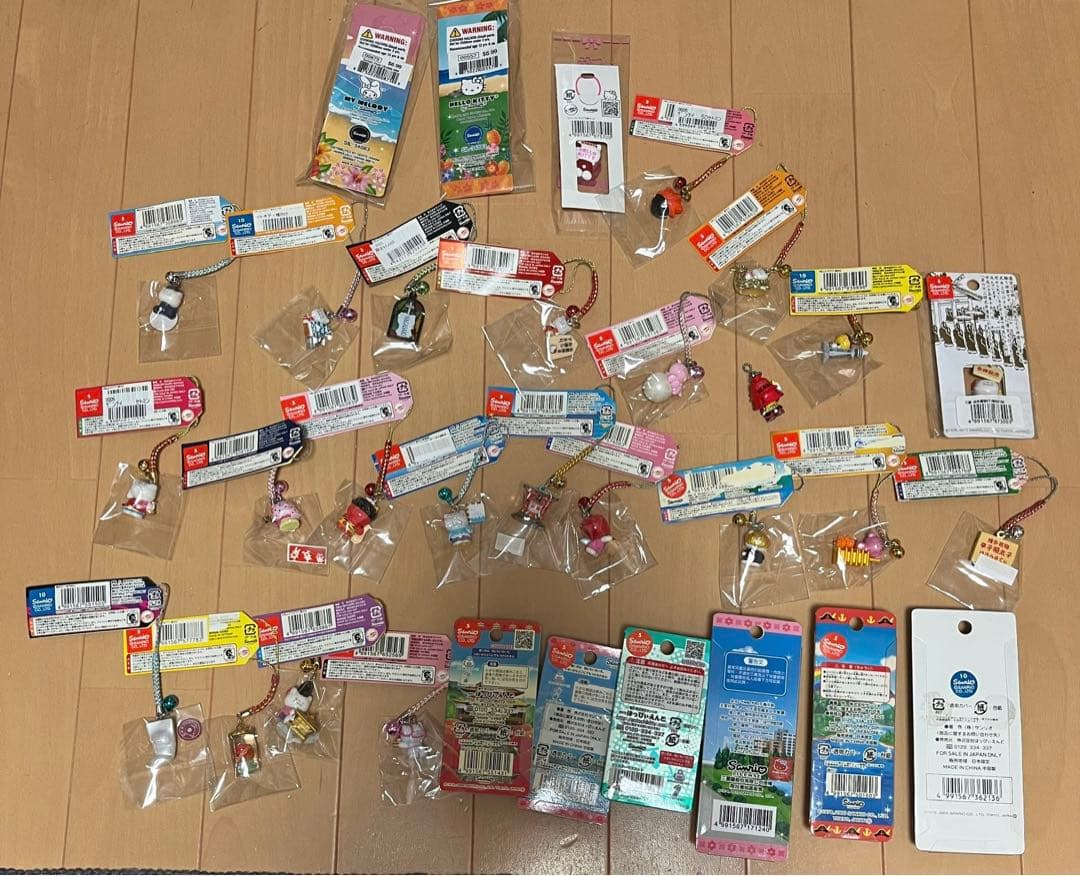 ご当地キティ&ご当地マイメロ セット