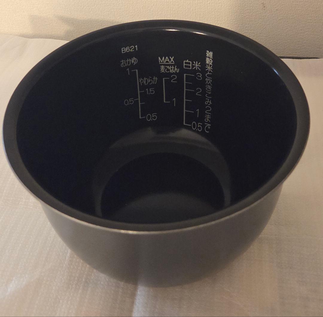 炊飯器　3合　美品　Zojirushi NP-RU05　象印