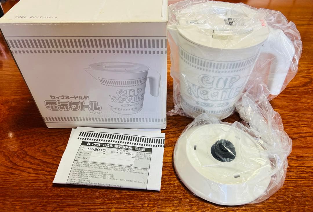 【未使用品】カップヌードル　電気ケトル