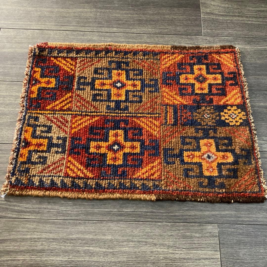 トライバル ラグ トルクメン 手織り 絨毯 ビンテージラグ 44cmx60cm