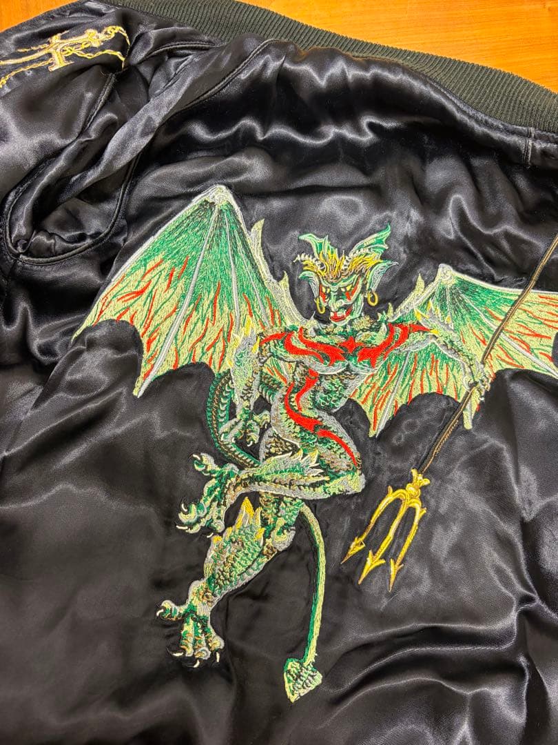 ドゥニーム　shins期のスカジャン