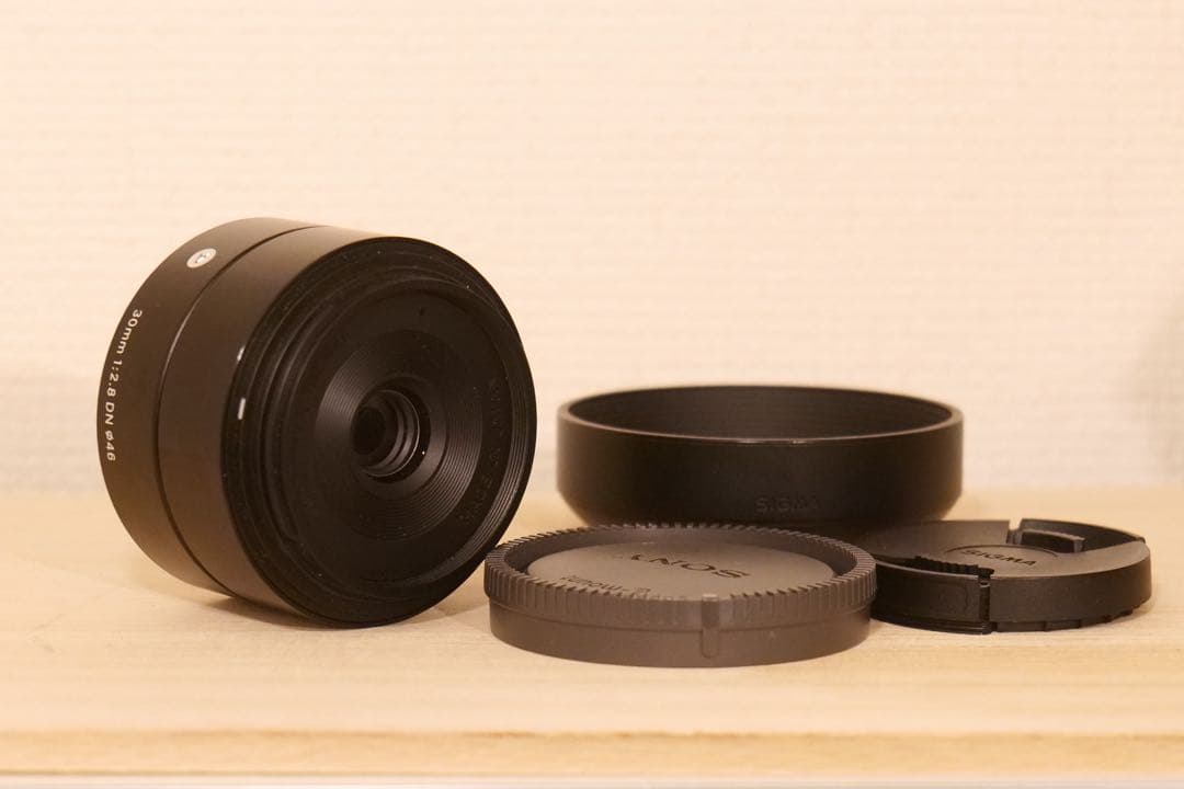 SIGMA 30mm F2.8 DN Art sony Eマウント　単焦点レンズ