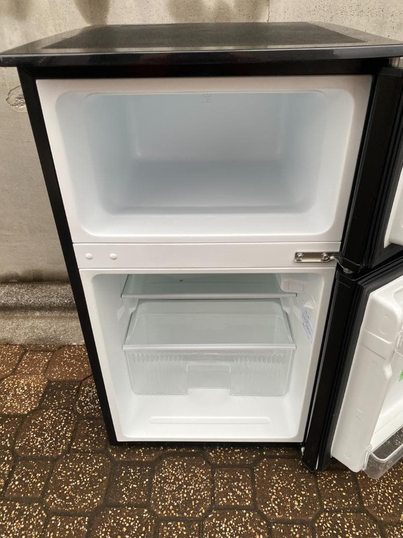 2024年製　COMFEEコンフィー　冷蔵庫　90L　RCT90BL(E)