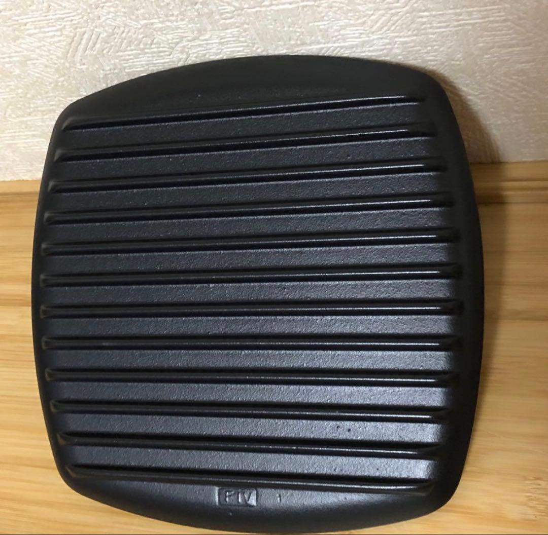 ル・クルーゼ スクエア パニーニプレスロッジとLODGE スクエアグリルパン