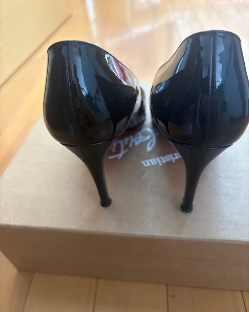 Christian Louboutinポインテッドトゥ ハイヒール パテント