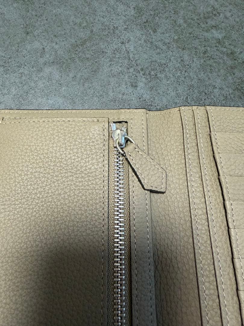 ボナベンチュラ　長財布