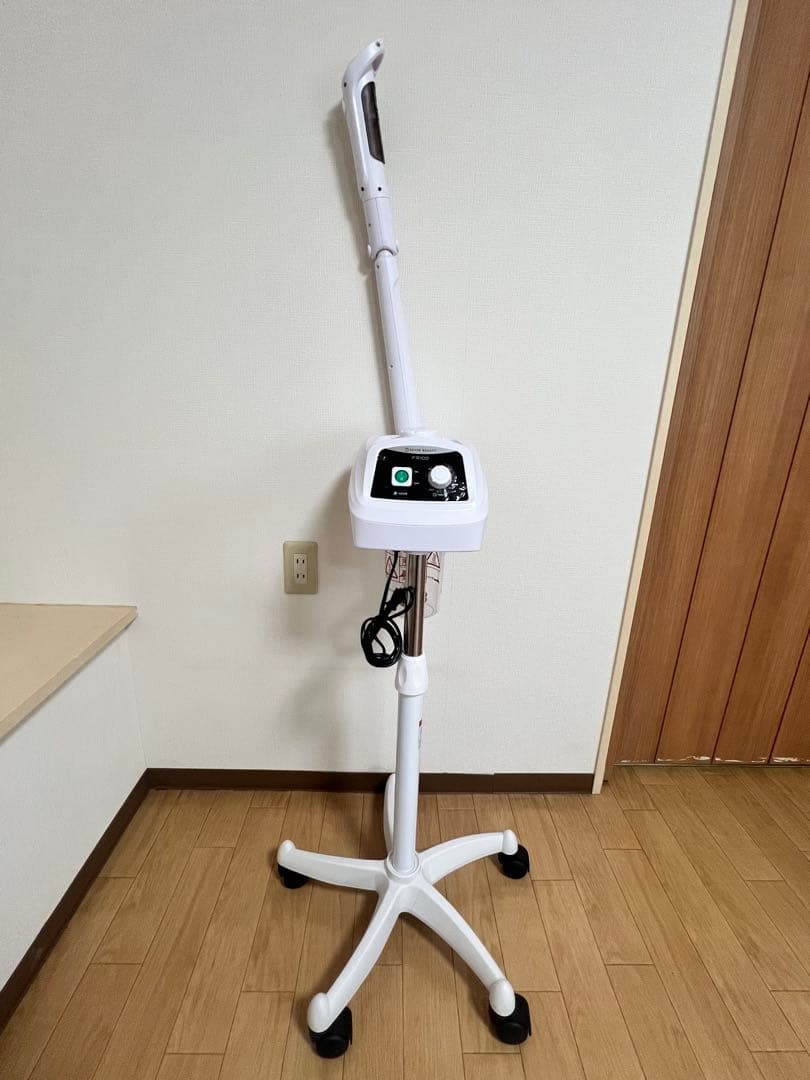 SEVEN BEAUTY フェイシャルスチーマー FS100 ホワイト