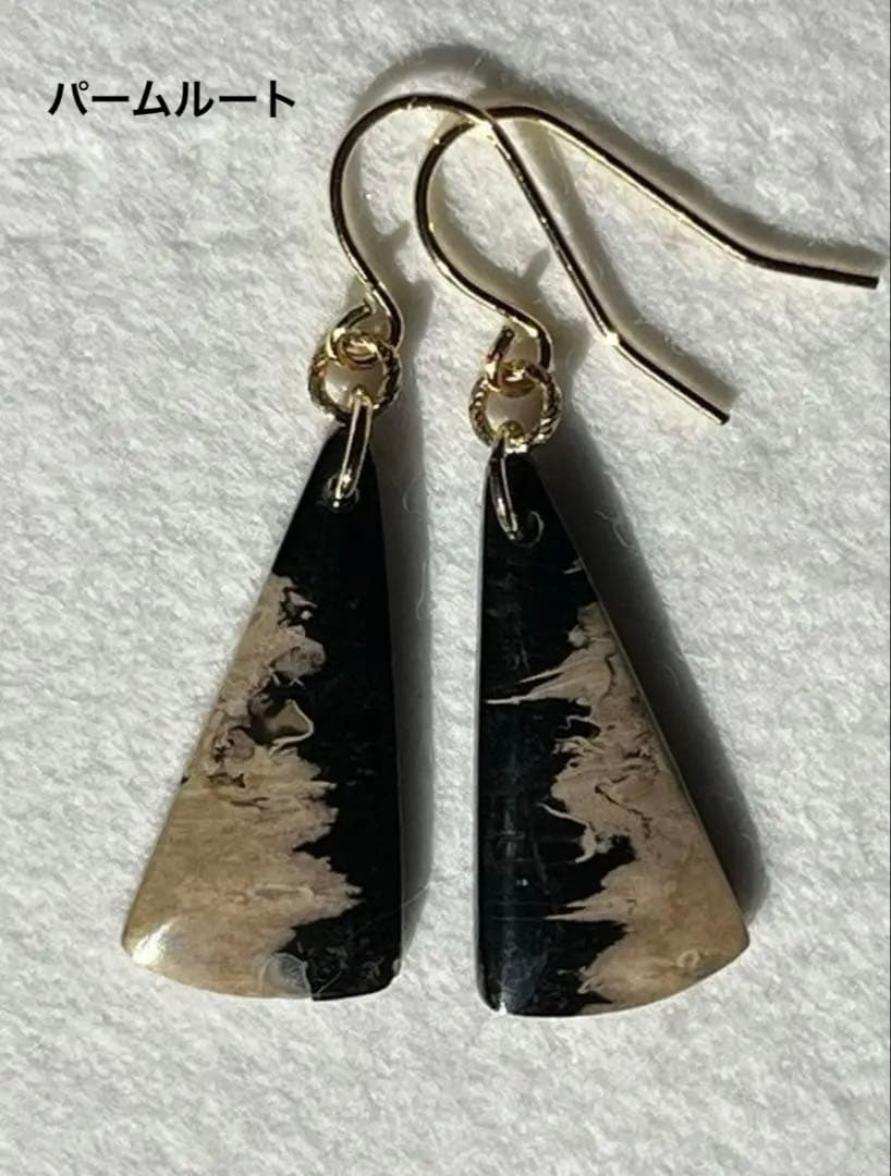 maumaumau 　14kgf レッドモスアゲートピアス