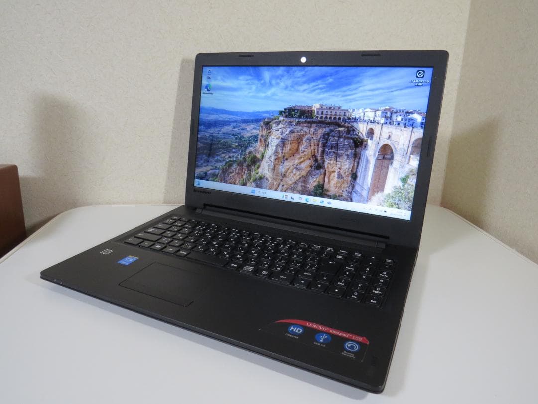 今月の目玉商品‼️ Lenovo i3-5005U 8Gx1 HDD 500G