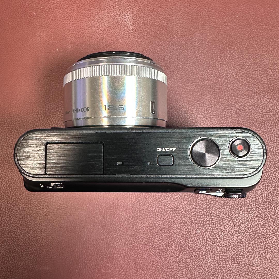 美品】Nikon 1 J2 ブラック ボティ＋単焦点レンズセット SD16GB付