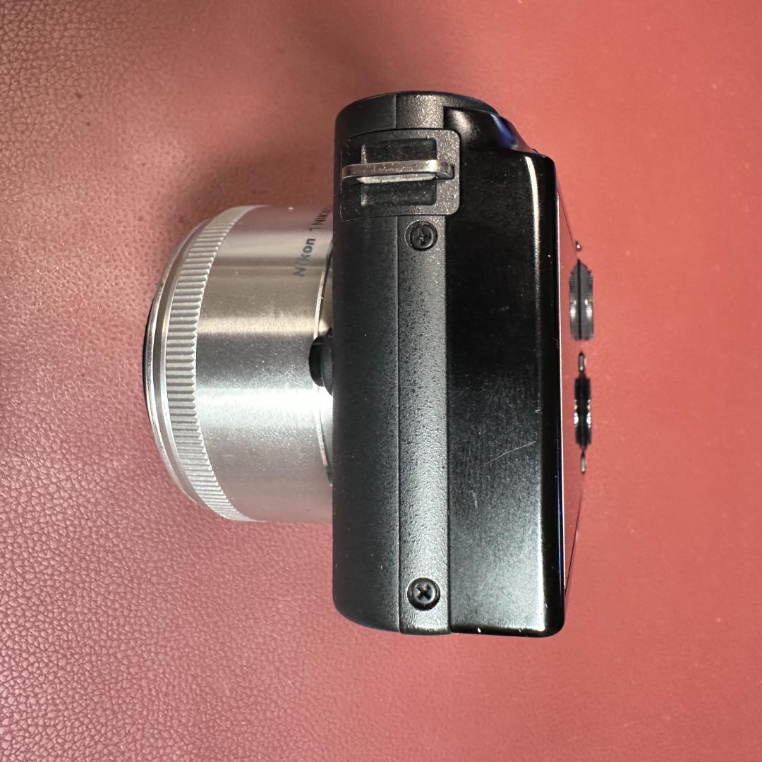 美品】Nikon 1 J2 ブラック ボティ＋単焦点レンズセット SD16GB付