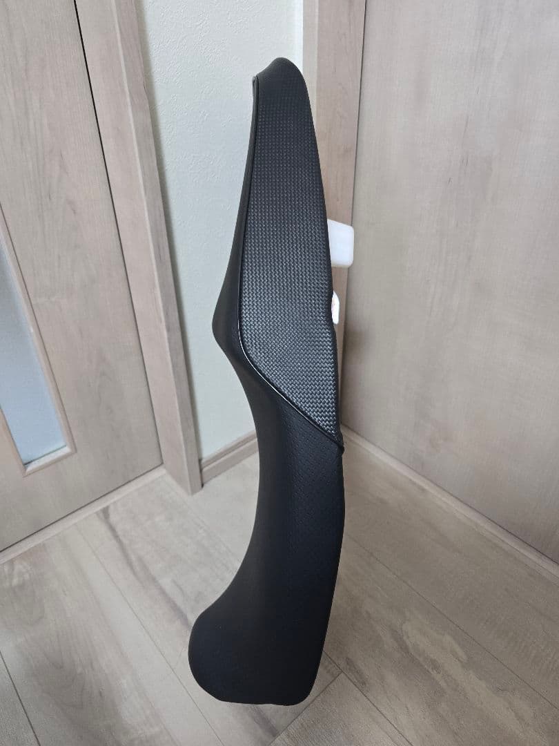 とや　　NC42 ローシート　中古美品