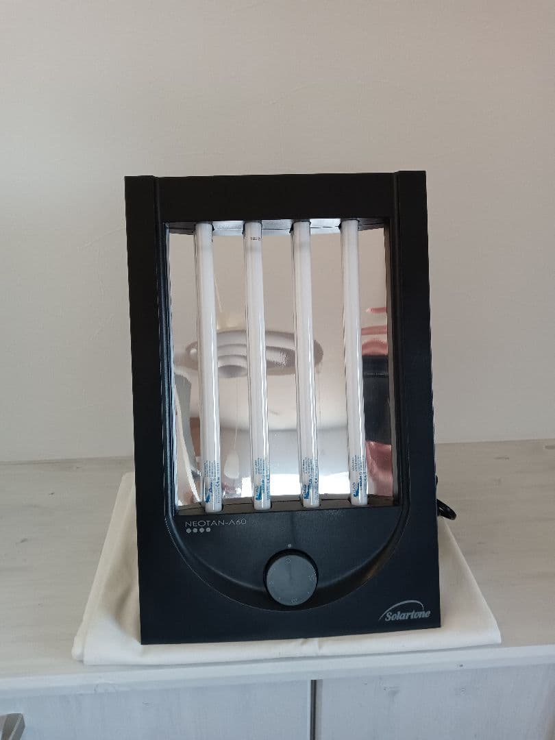ソーラートーン 家庭用日焼けマシン NeoTan-A60