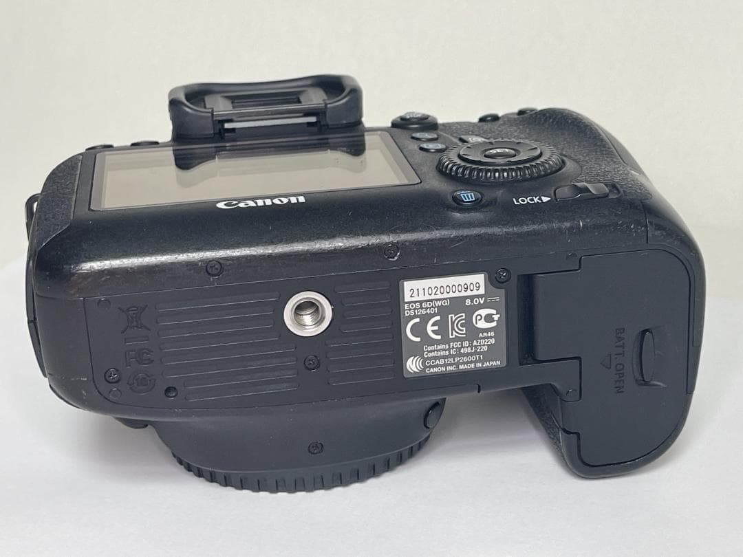 ★ショット18811回★ Canon EOS 6D フルサイズ カメラ キヤノン
