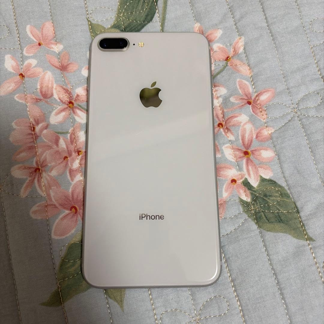 Iphone8plus 256GB シルバーNQ9P2J/A Softbank版