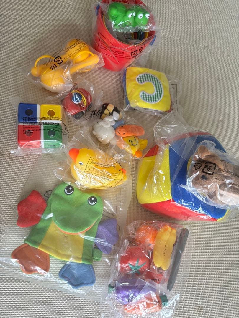 2024年10月購入プレイアロング未使用おもちゃのみとミニーちゃんミストファン