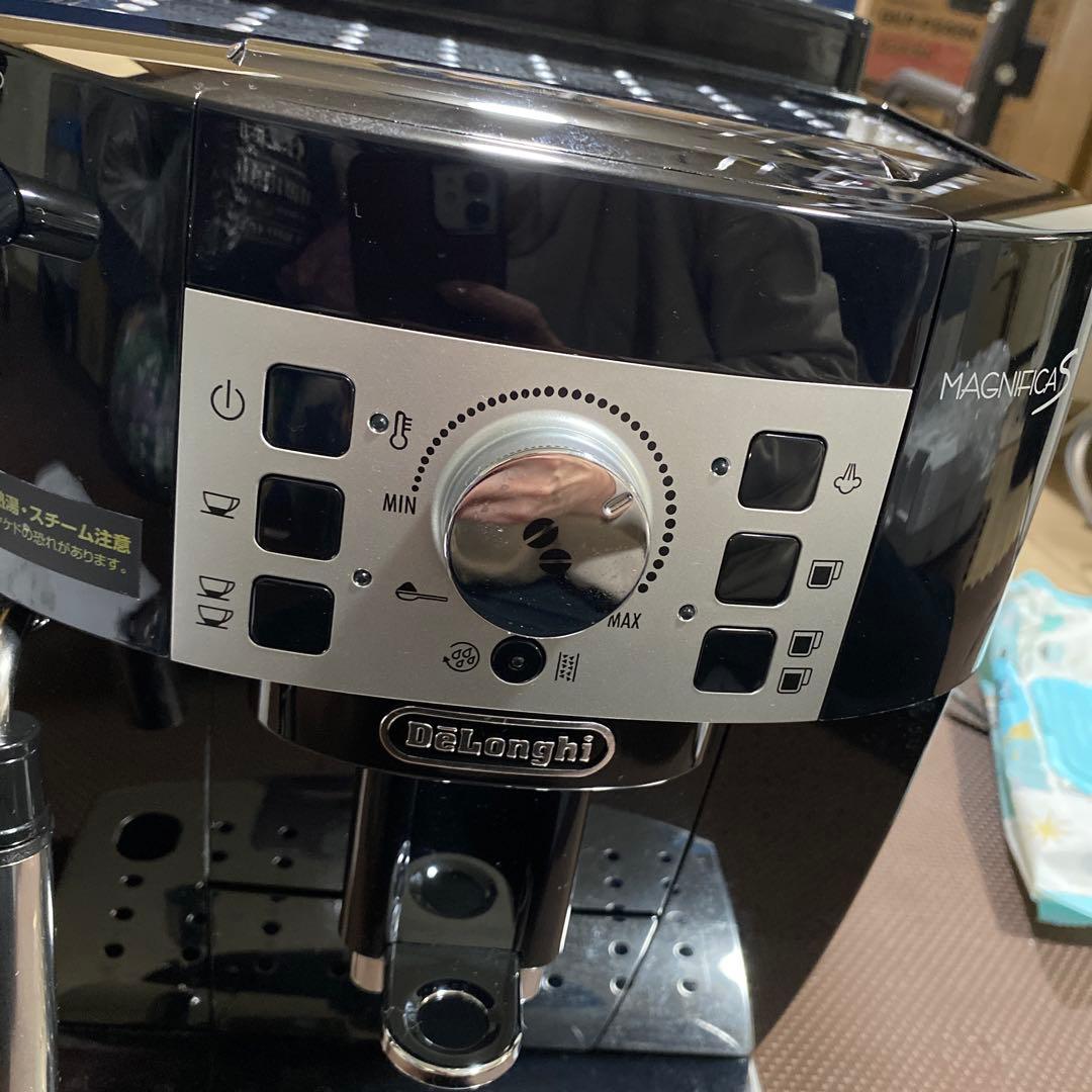 デロンギ マグニフィカS コンパクト全自動コーヒーマシン