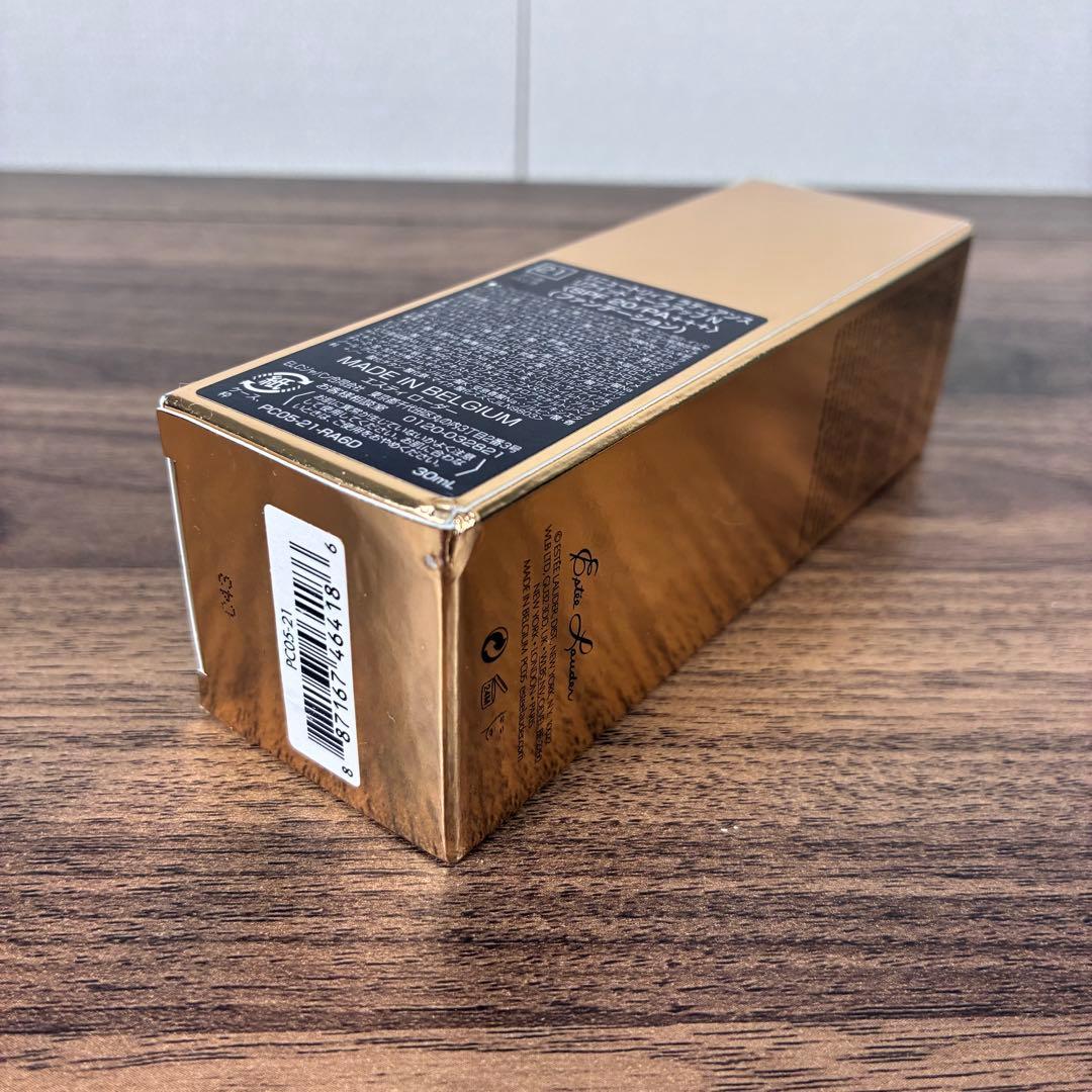 【新品】エスティローダー リニュートリィブ ラディアンスリクイッドメークアップN